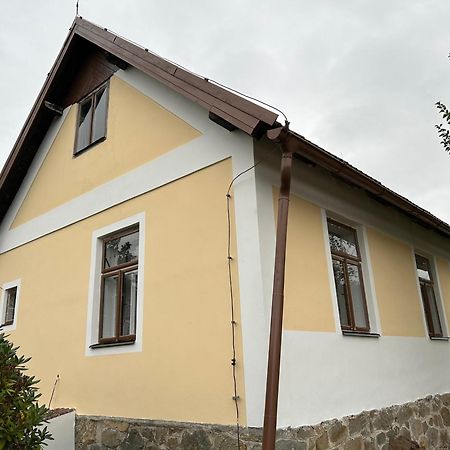 Villa Prijemna Chaloupka Na Trebonsku à Chlum u Trebone Extérieur photo